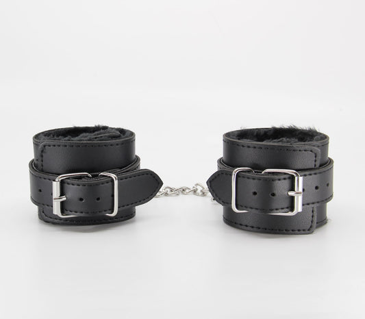 B-HAN02 - Black - Love in Leather
