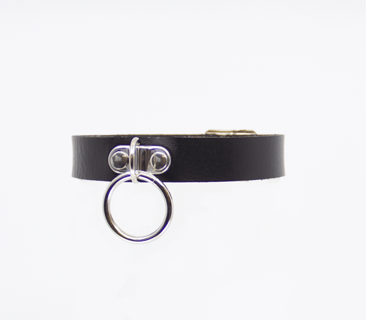 CHO002 - Love in Leather