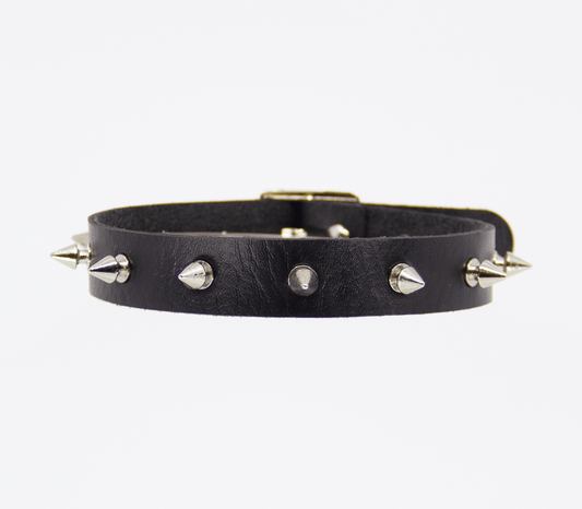 CHO003 - Love in Leather